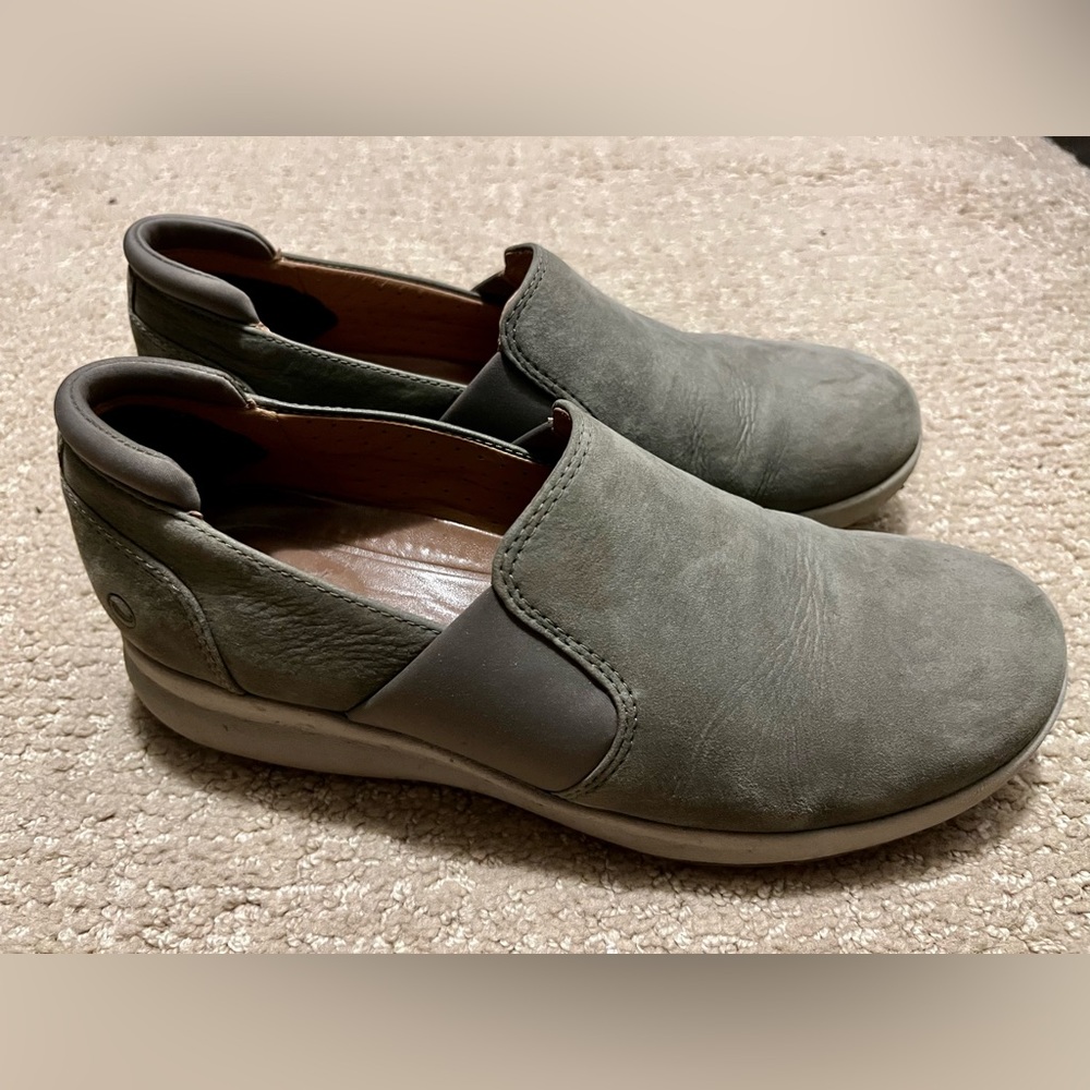 Clarks Slip On
